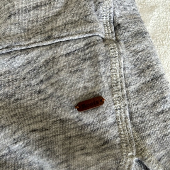 Roots Salt and Pepper Cardigan - Picture 2 of 4